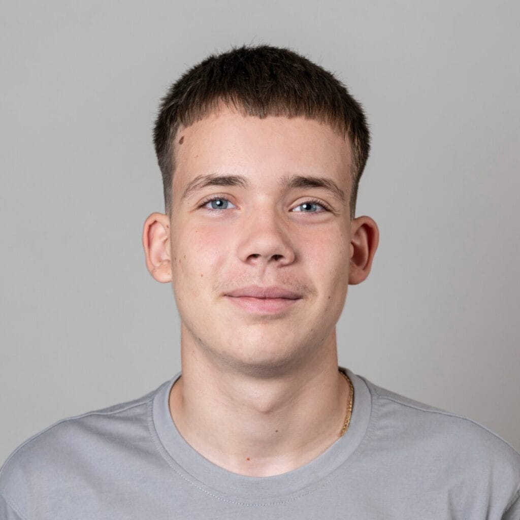 Soti Adam Mitarbeiter